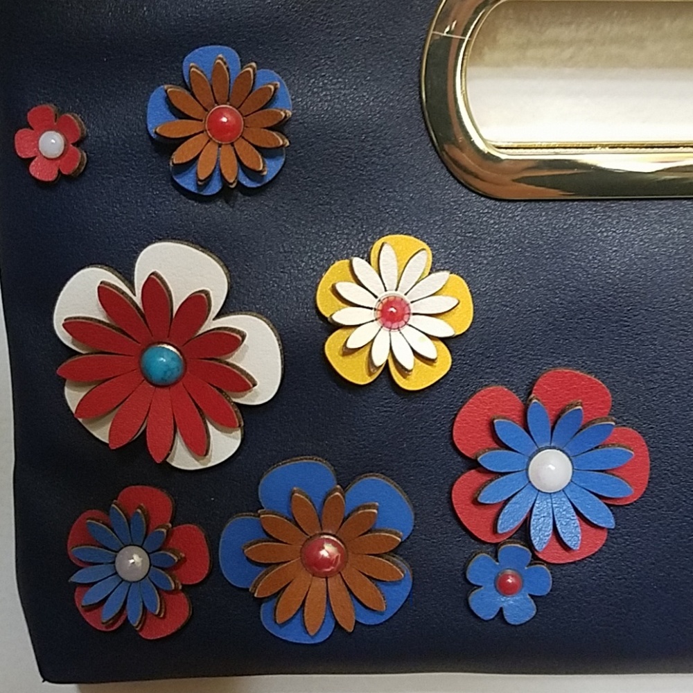 Crossbody bag - Picture 3 of 3